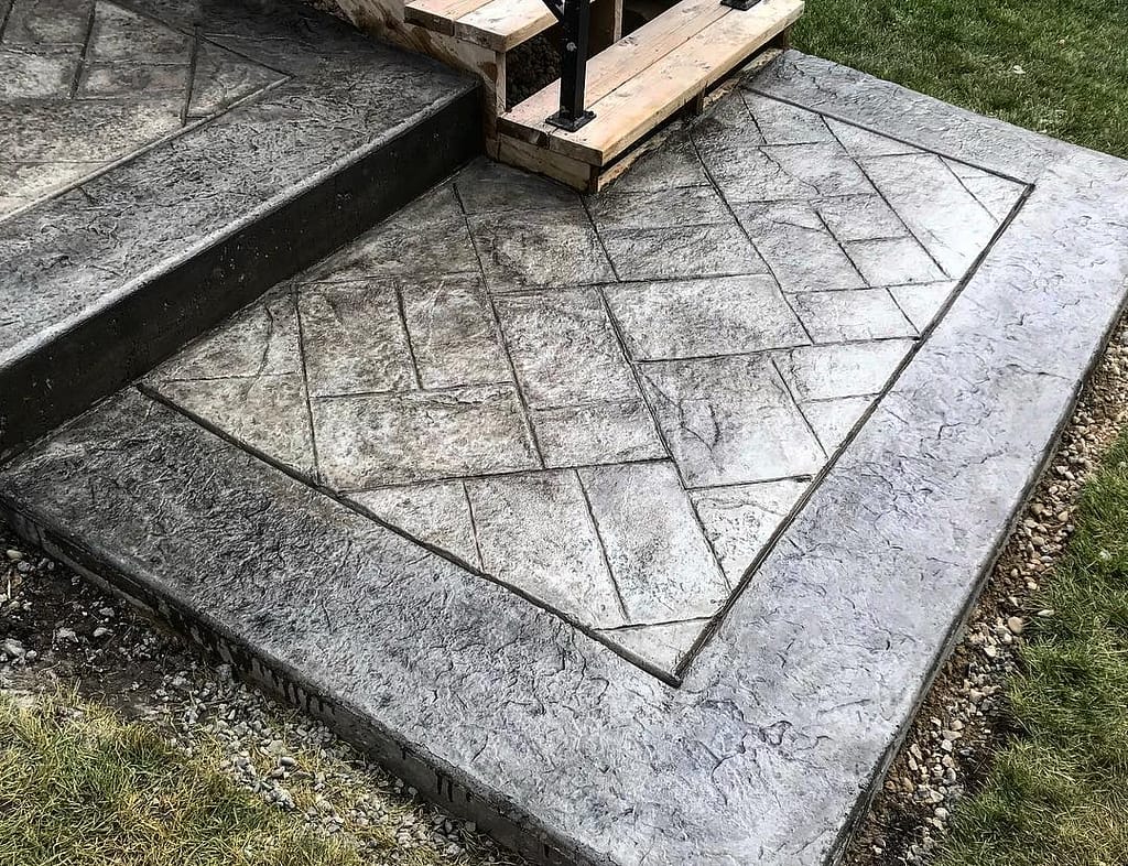 stamped-concrete-deck-calgary1